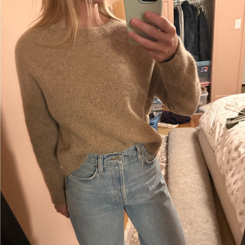 Vince Cropped Cashmere Double Seam Crew Neck Sweater Camel NWOT Size Medium